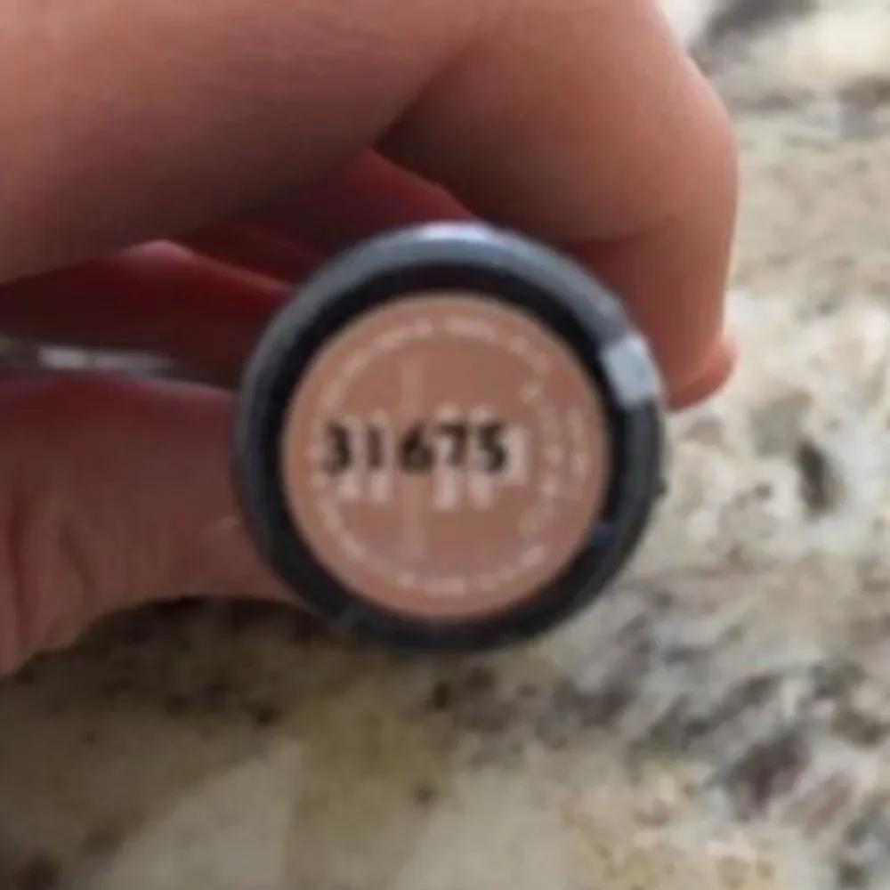 Avon Lipstick Brilliant Moisture Heaven 2004 VTG